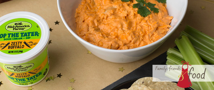 Easy Buffalo Top the Tater Chicken Dip