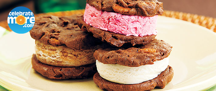 Chocolate Cookie Ice Cream Sandwiches