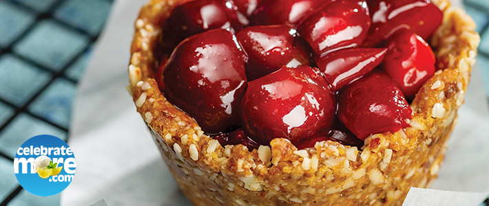 No-Bake Mini Cherry Pies