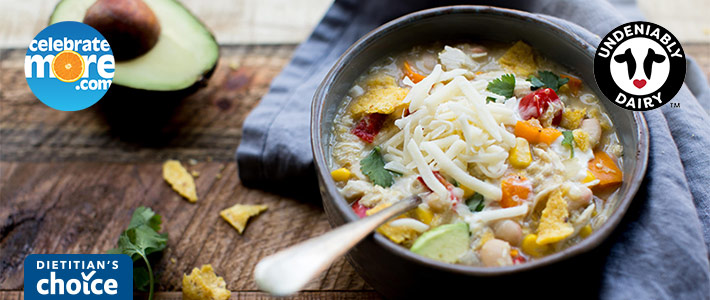 Slow Cooker Chicken, Quinoa & White Bean Chili